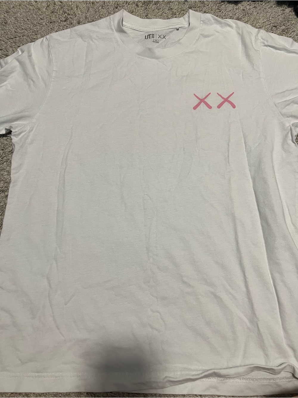 Kaws x Uniqlo Tshirt